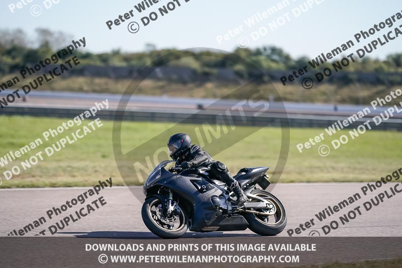 Rockingham no limits trackday;enduro digital images;event digital images;eventdigitalimages;no limits trackdays;peter wileman photography;racing digital images;rockingham raceway northamptonshire;rockingham trackday photographs;trackday digital images;trackday photos